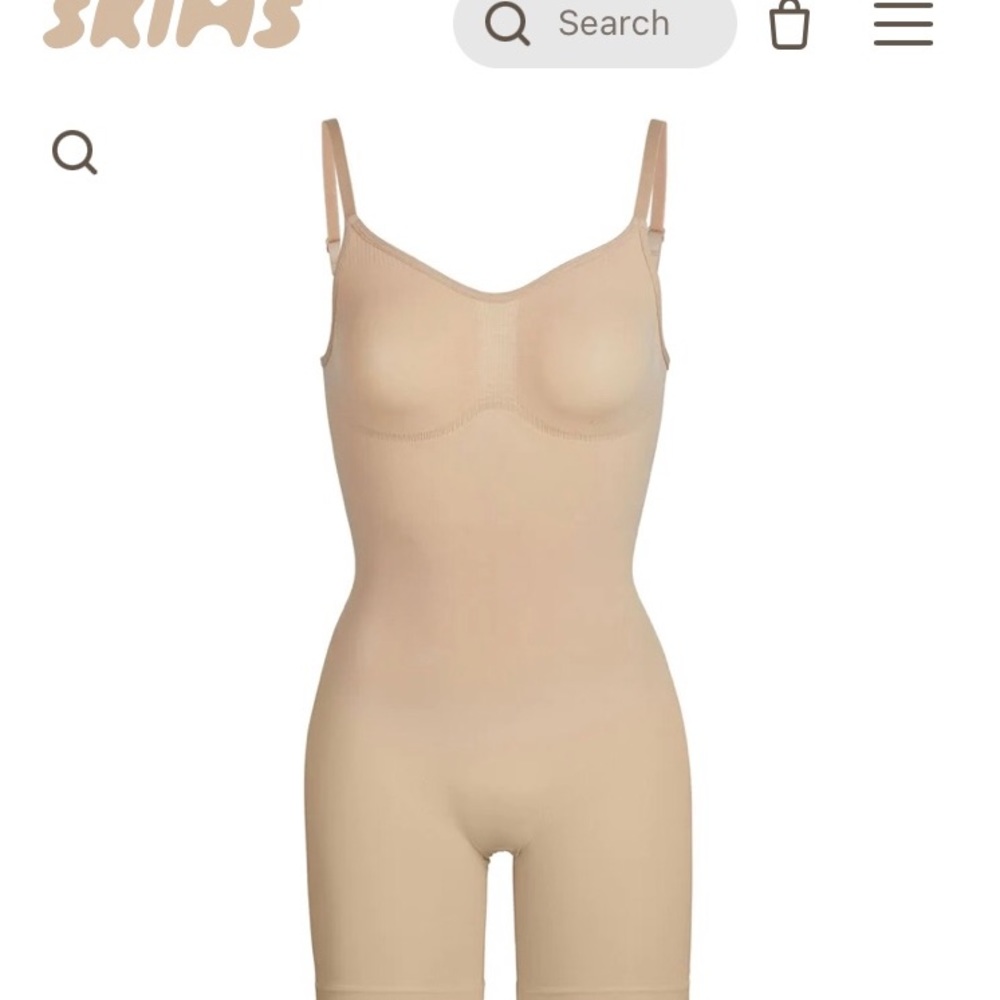 NWOT Skims SCULPTING BODYSUIT MID THIGH W. OPEN GUSSET